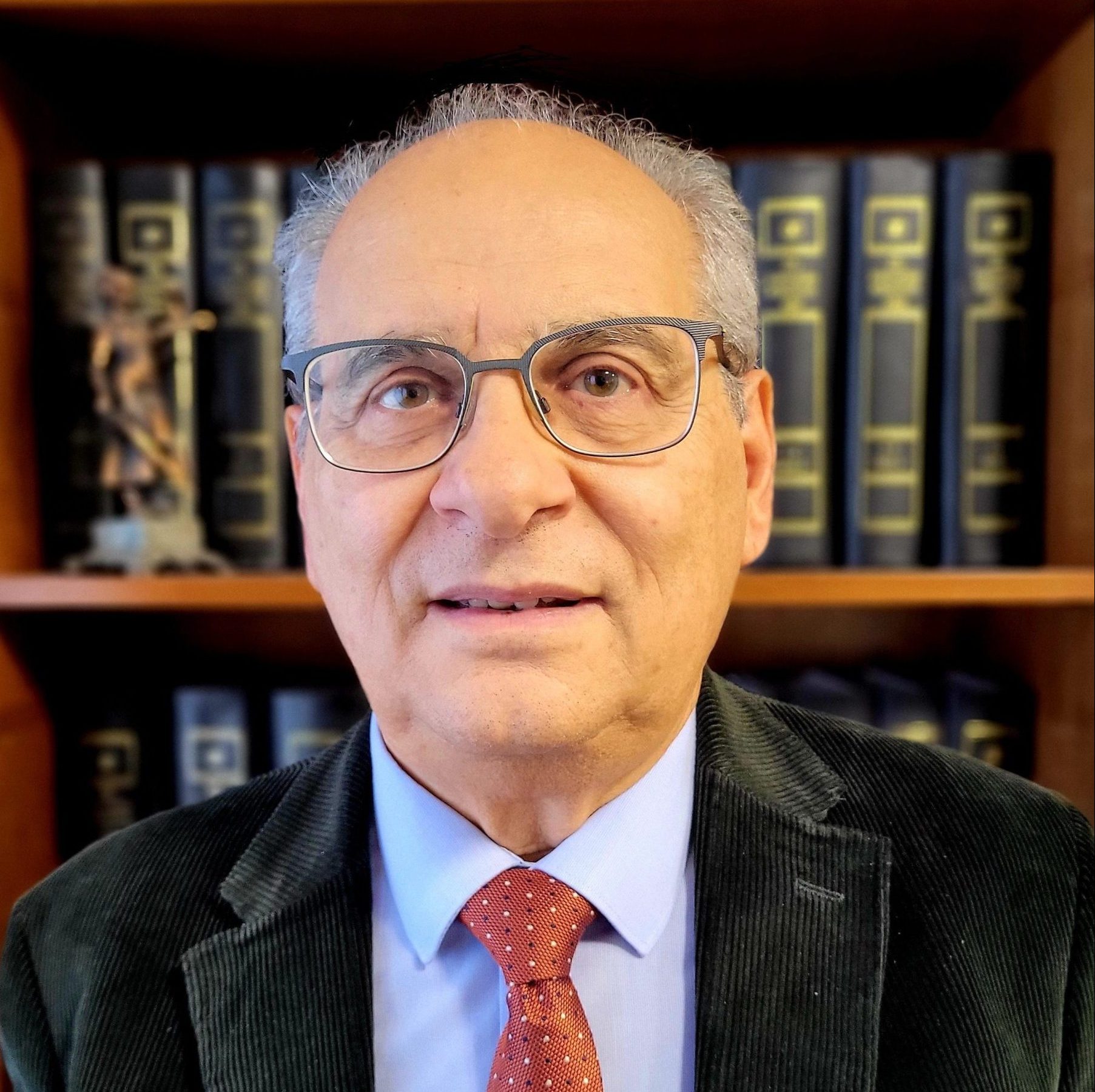 Στράτος Παραδιάς